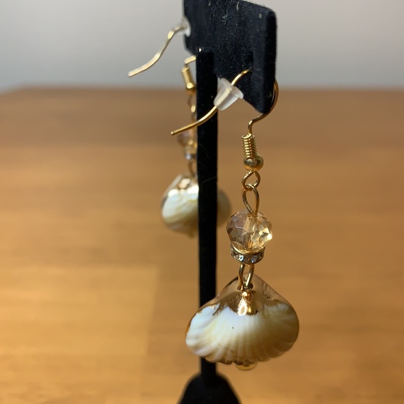 Gold Clamshell Drop Earrings w/ Smoky Crystal – Beach Boho Statement Jewelry - Picture 9 of 10